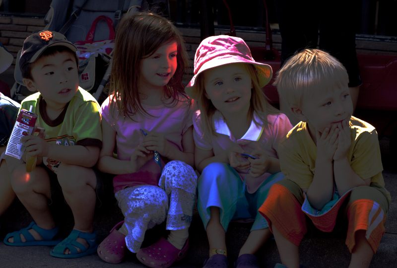 Pet-Parade-Spectators